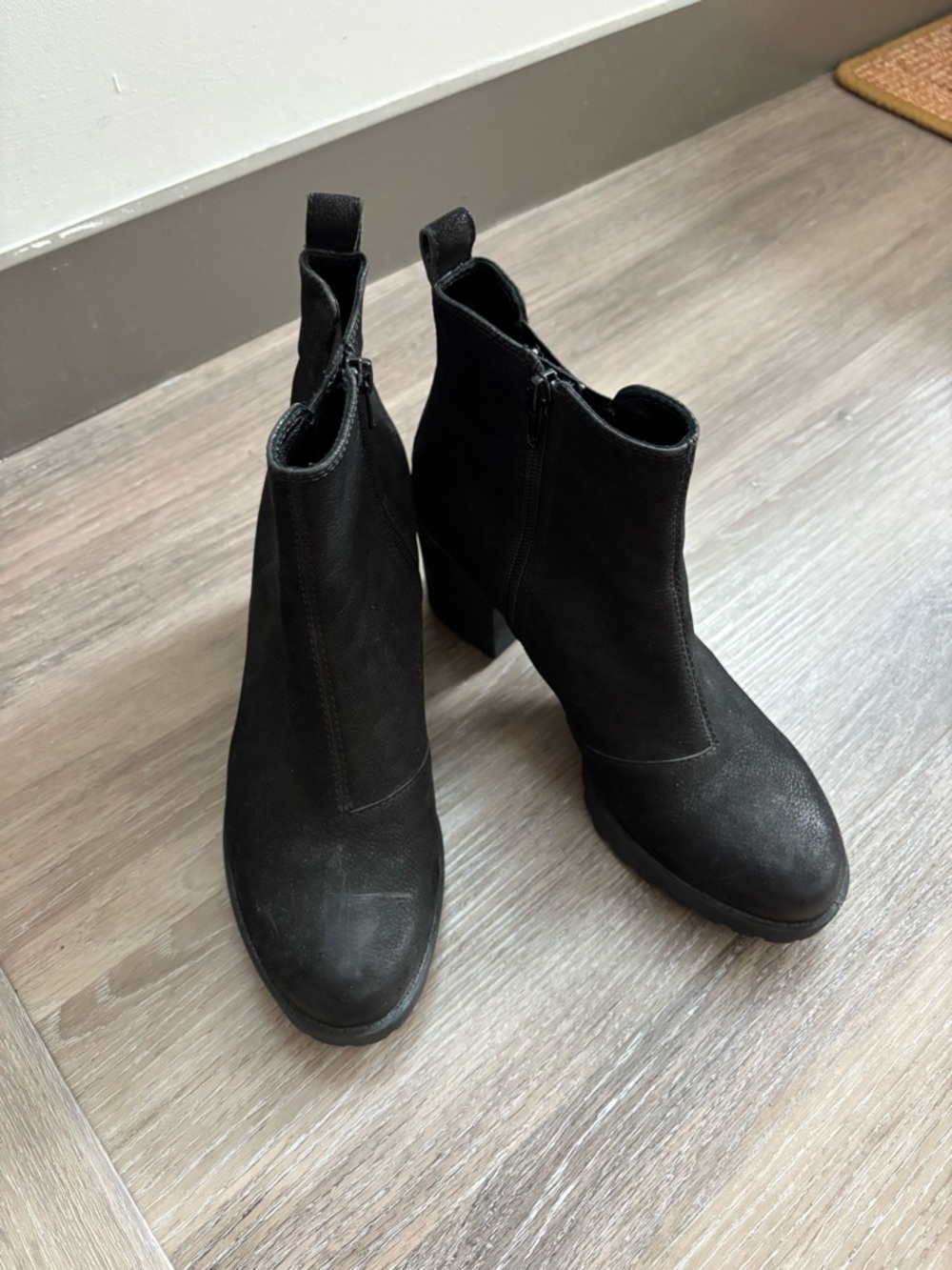 Vagabond Grace Heeled Leather Chelsea Boots - Picture 4 of 9